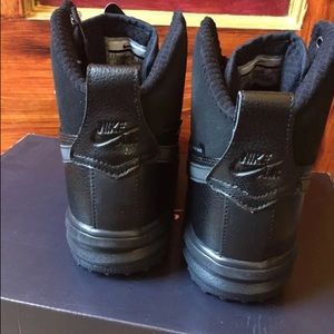 nike boots youth